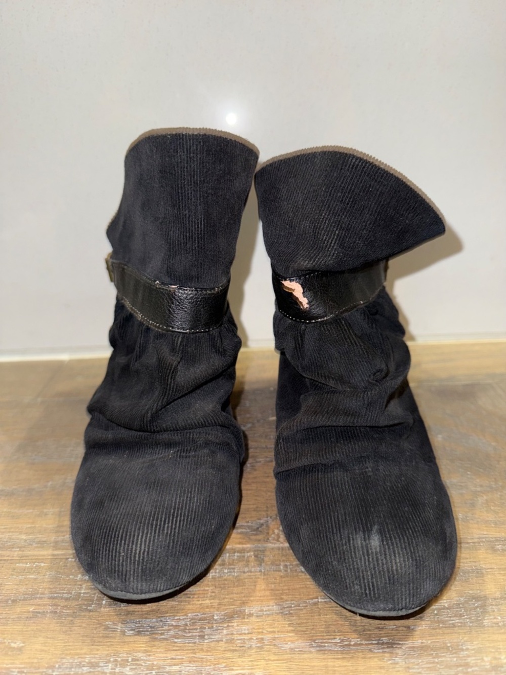 ALDO Black Corduroy Wedge Ankle Boots Slouchy Buckle Size 37